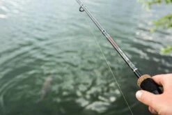 Ultimate Fury Feeder (45 Reviews) 19 Ultimate Fury Feeder (45 Reviews) -Vistuig winkel 2d0a3a58a0b353ae